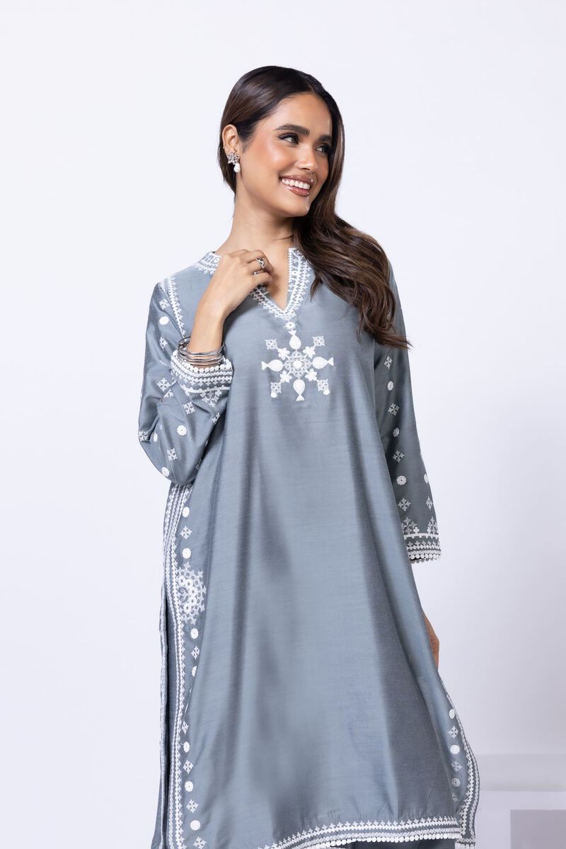 Embroidered | Raw Silk | Kurta | GBP 12.00