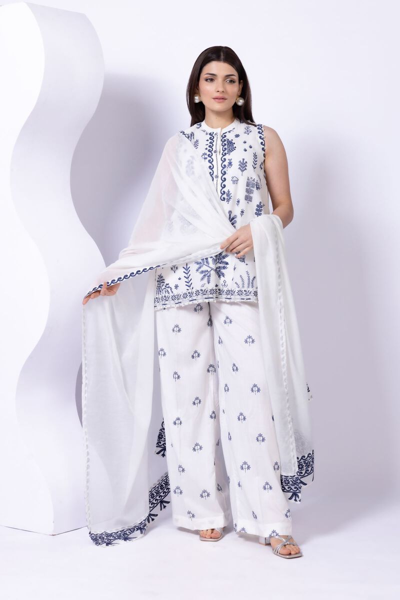 https://uk.khaadi.com/dw/image/v2/BJTG_PRD/on/demandware.static/-/Sites-khaadi-master-catalog/default/dw91122f4c/images/hi-res/esb24700b_multi_1.jpg?sw=800&sh=1200