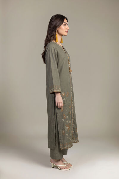 Embroidered | Heavy Textured Cotton | Pants | GBP 25.00