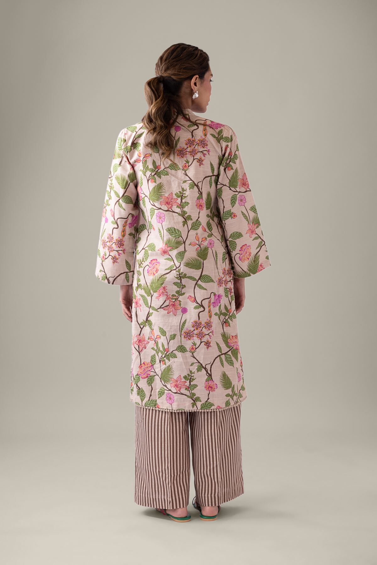 Buy Kurta | 0.0 N/A | 25-09-12E2-01TA-VG_MULTI | Khaadi United Kingdom