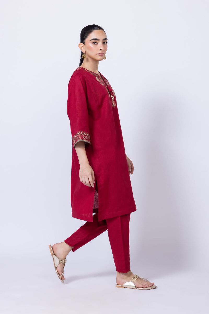 https://uk.khaadi.com/dw/image/v2/BJTG_PRD/on/demandware.static/-/Sites-khaadi-master-catalog/default/dw99c01e20/images/hi-res/eeb24722a_multi_1.jpg?sw=800&sh=1200
