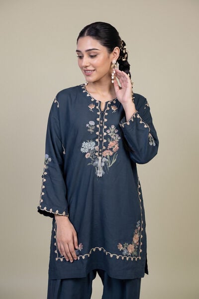 Embroidered | Raw Silk | Floral Navy Kurta | GBP 40.00