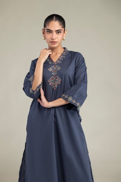 Embroidered | Cambric | V-Neck Navy Kurta | GBP 35.00
