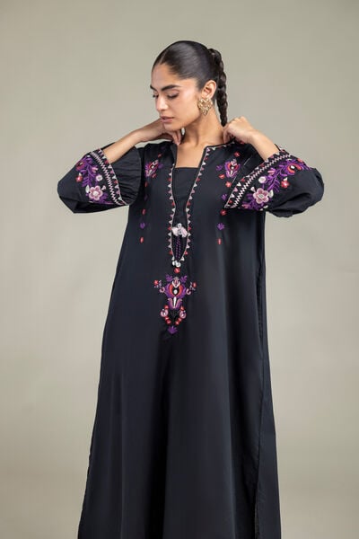Embroidered | Cambric | Black Cambric Kurta | GBP 40.00