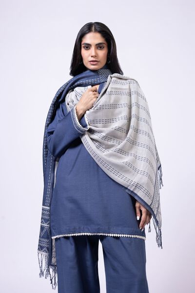 Dyed | Acrylic | Shawl | GBP 15.00