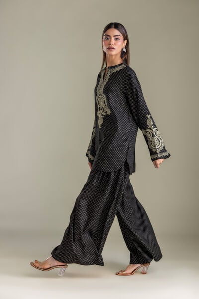 Printed | Viscose Crepe | Black Crepe Trousers | GBP 25.00