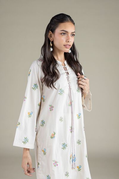 Embroidered | Textured Cambric | Floral Threadwork Kurta | GBP 30.00