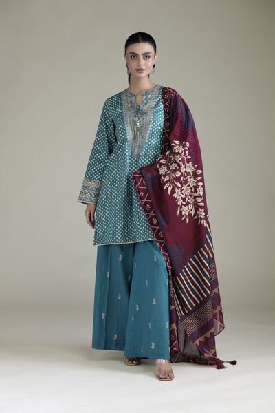 Embroidered | Lawn | Tailored 3-piece Lawn | GBP 50.00