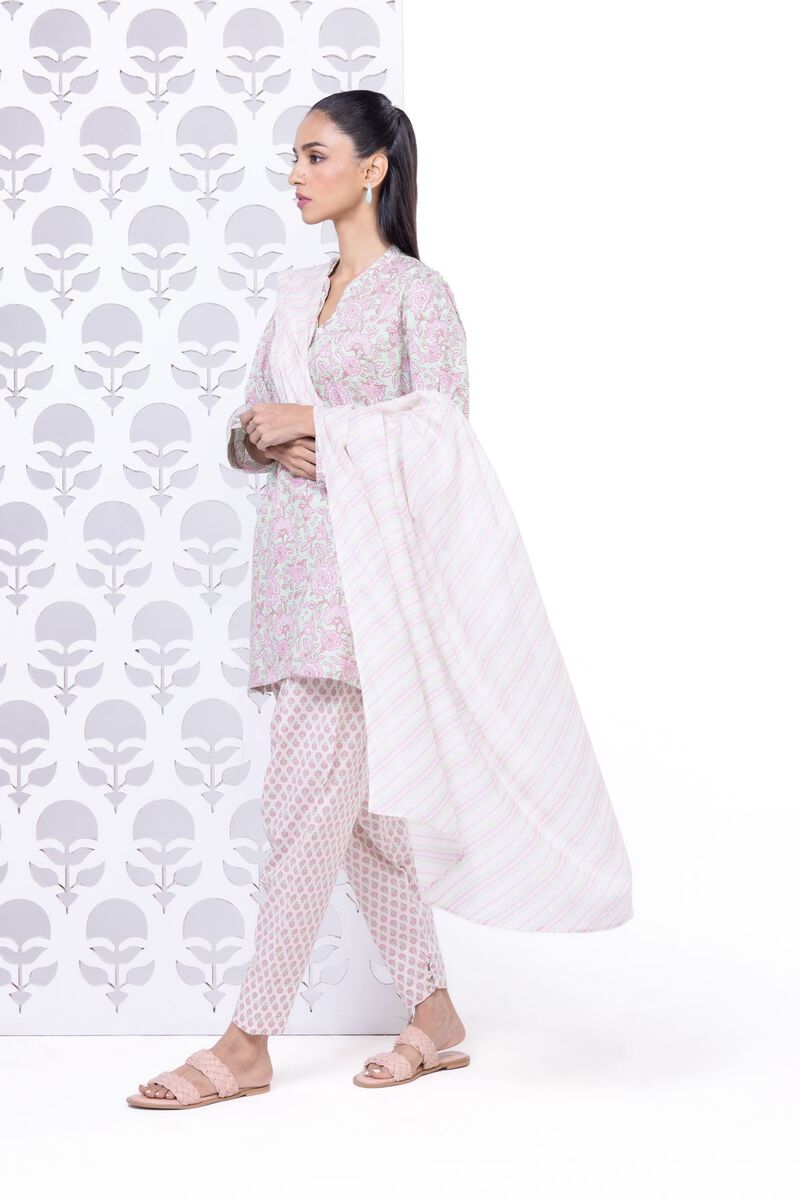 https://uk.khaadi.com/dw/image/v2/BJTG_PRD/on/demandware.static/-/Sites-khaadi-master-catalog/default/dwa0175bdd/images/hi-res/ebx15a_multi_1.jpg?sw=800&sh=1200