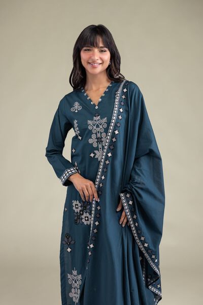 Embroidered | Lawn | Teal Lawn Dupatta | GBP 20.00