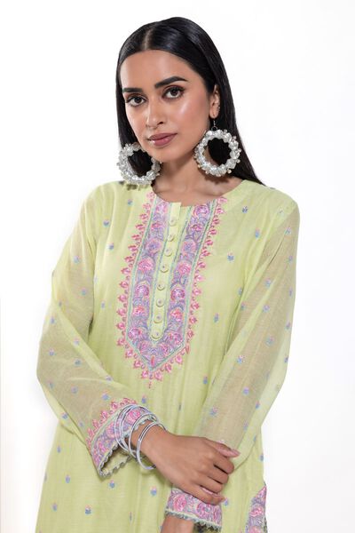  | Kurta | Embroidered | GBP 15.00