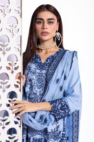  | Dupatta | Embroidered | GBP 25.00