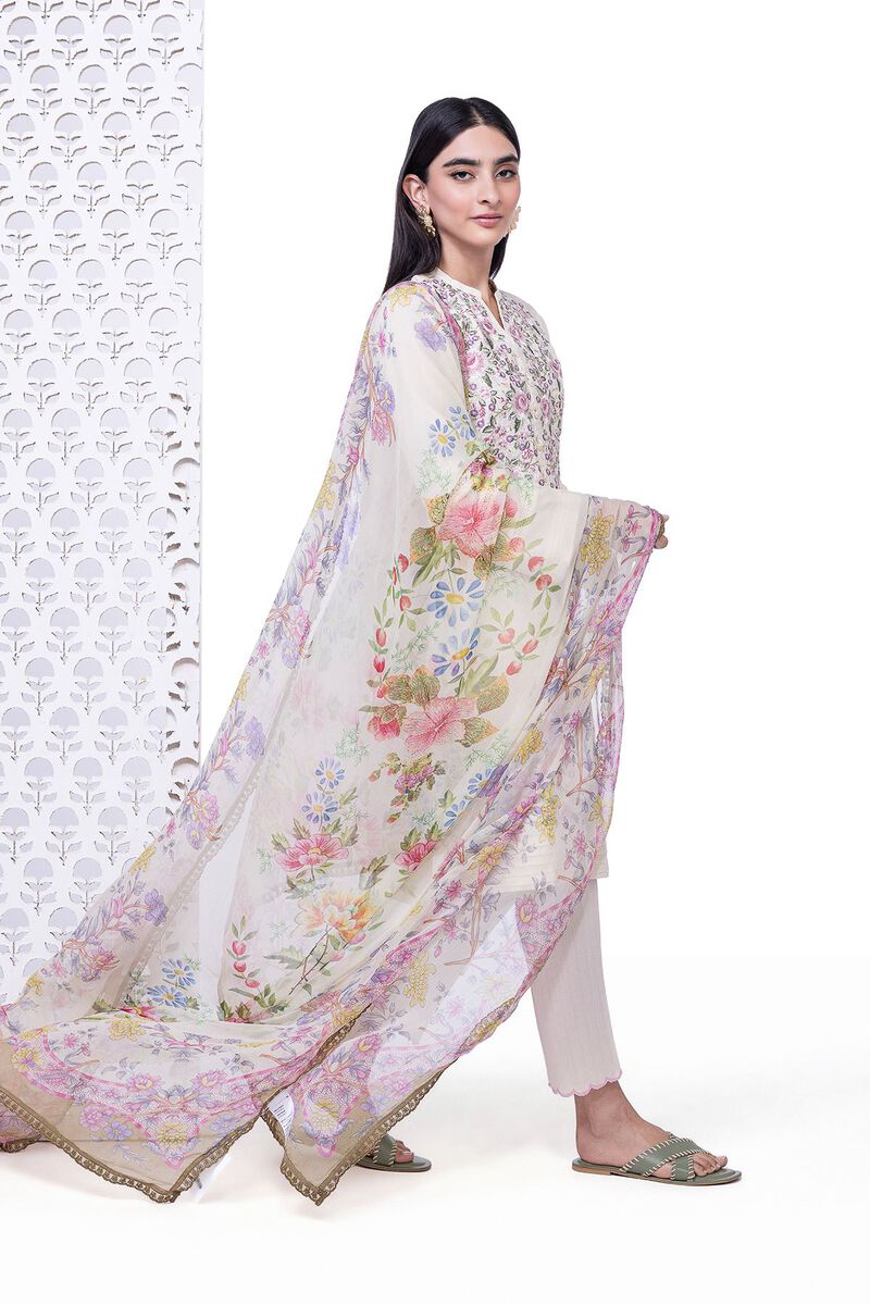 https://uk.khaadi.com/dw/image/v2/BJTG_PRD/on/demandware.static/-/Sites-khaadi-master-catalog/default/dwa944c268/images/hi-res/eeb245213a_off-white_1.jpg?sw=800&sh=1200