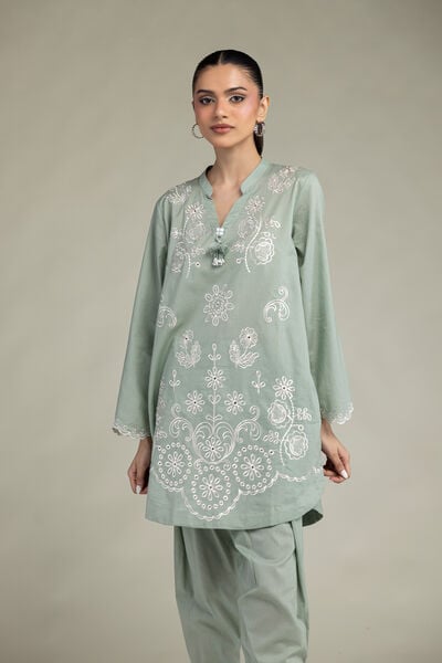 Embroidered | Cambric | Floral Cambric Kurta | GBP 40.00