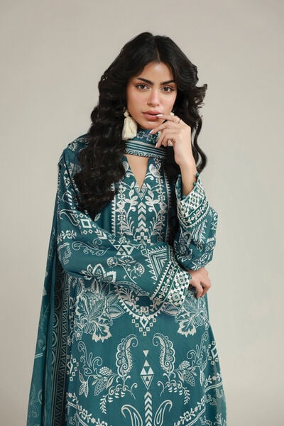 Embroidered | Lawn | 3-Piece Lawn Set | GBP 55.00