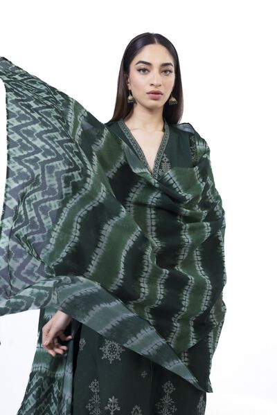 Embroidered | Lawn | Tailored 3 Piece | GBP 65.00