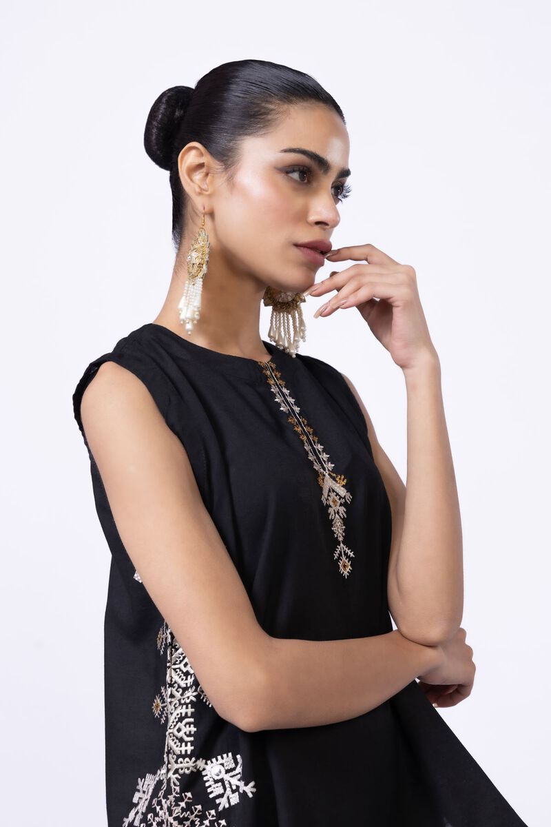 Embroidered | Raw Silk | Kurta | GBP 20.00