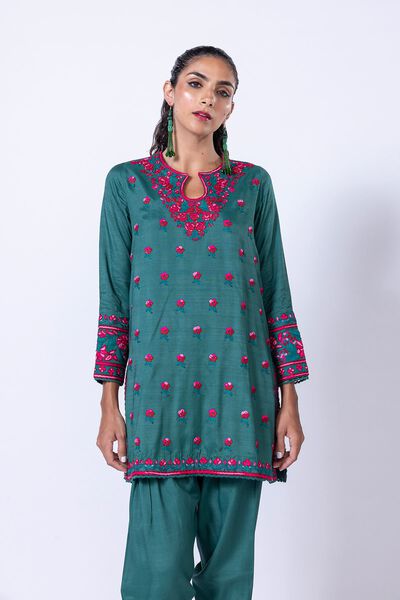  | Kurta | Embroidered | GBP 80.00