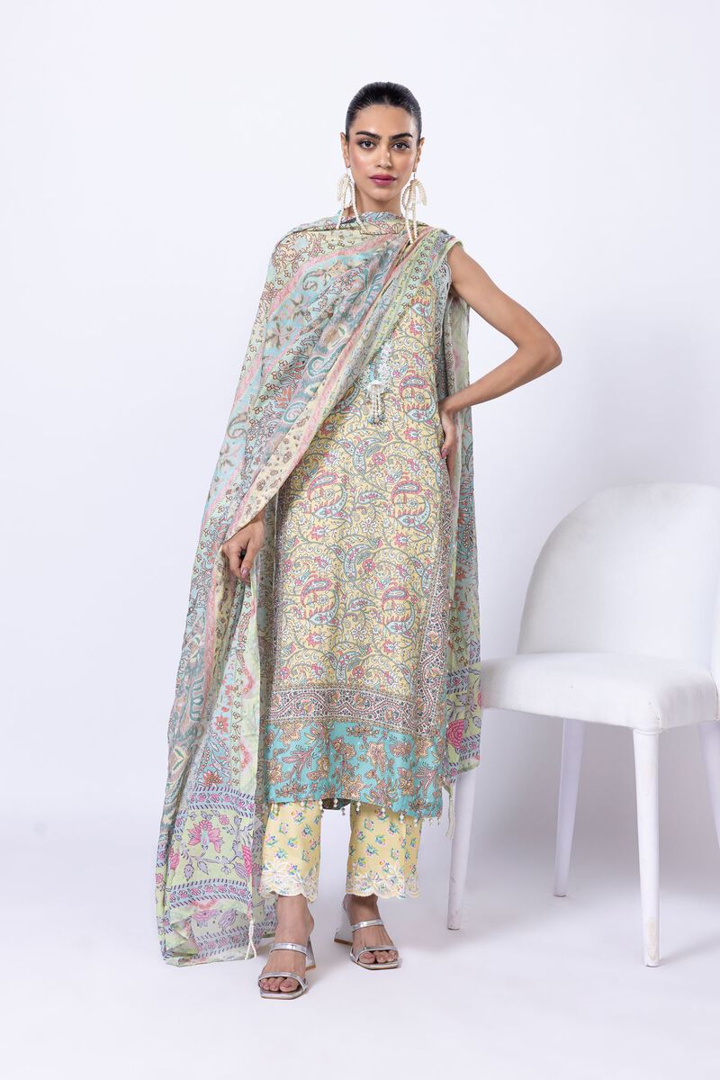 https://uk.khaadi.com/dw/image/v2/BJTG_PRD/on/demandware.static/-/Sites-khaadi-master-catalog/default/dwb1c1c167/images/hi-res/sb25006a_multi_1.jpg?sw=800&sh=1200