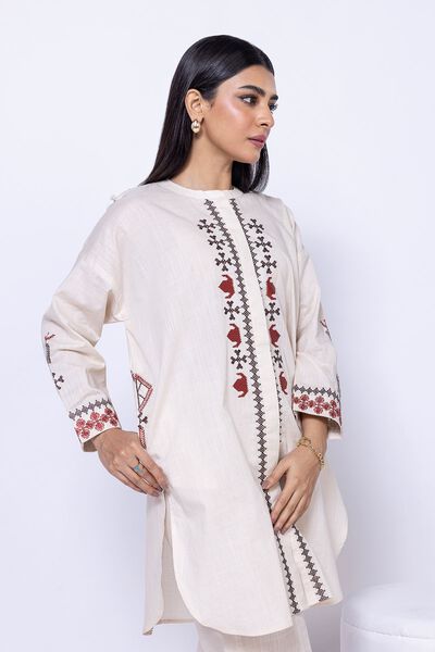  | Kurta | Embroidered | GBP 25.00