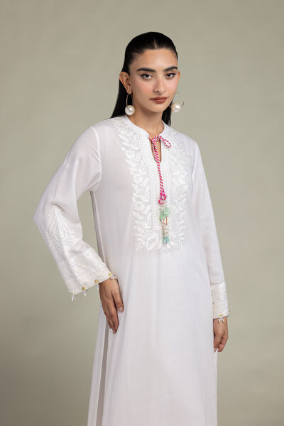 Embroidered | Raw Silk | White Silk Kurta | GBP 50.00