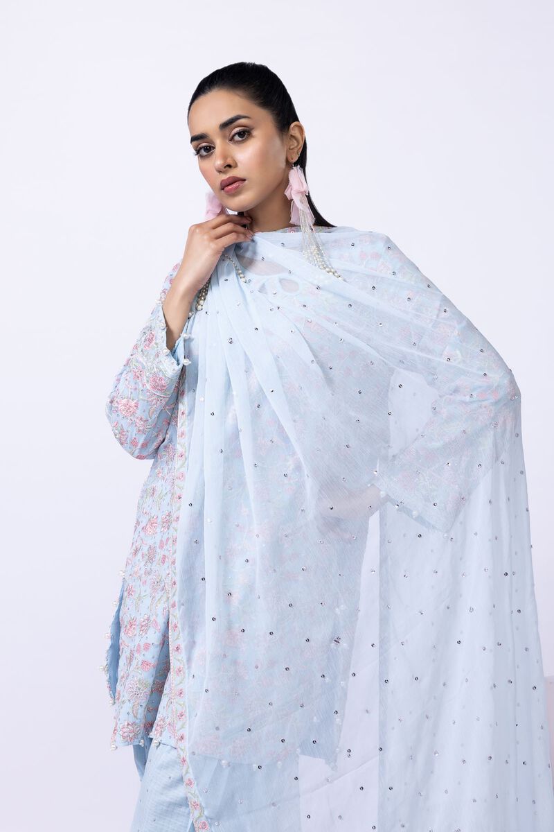 https://uk.khaadi.com/dw/image/v2/BJTG_PRD/on/demandware.static/-/Sites-khaadi-master-catalog/default/dwb470eb74/images/hi-res/ess24688b_multi_1.jpg?sw=800&sh=1200
