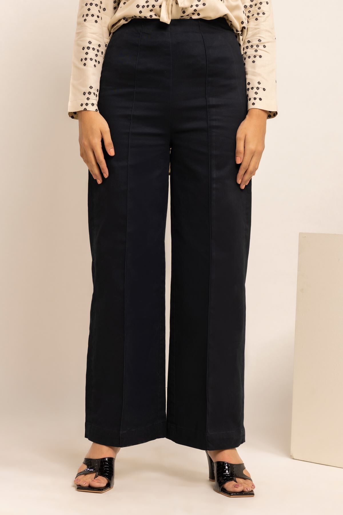 Khaadi trousers top