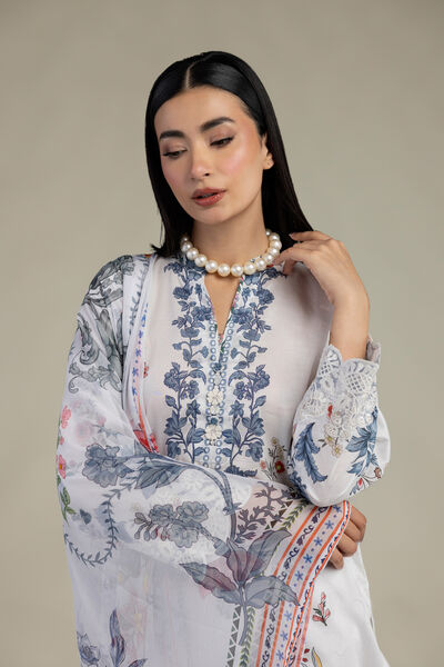 Embroidered | Cambric | Fabrics 3 Piece | GBP 50.00
