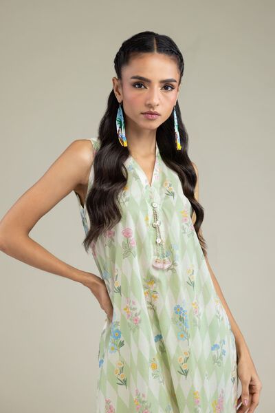 Printed | Cambric | Sleeveless Floral Kurta | GBP 30.00