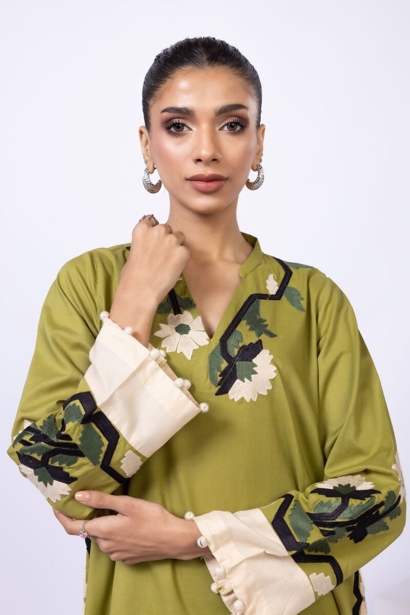Embroidered | Cambric | Kurta | GBP 15.00