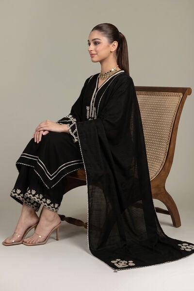 Embroidered | Polyester Silk | Black Embroidered Dupatta | GBP 35.00