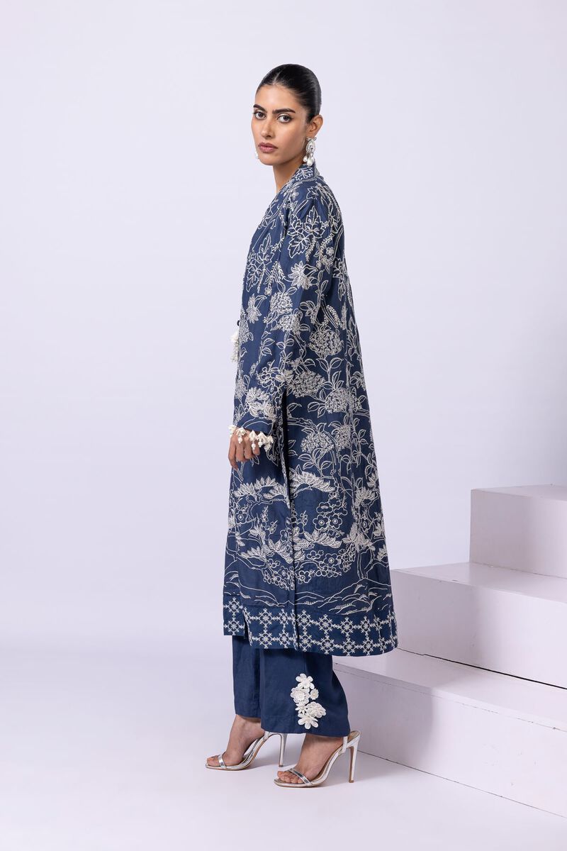 https://uk.khaadi.com/dw/image/v2/BJTG_PRD/on/demandware.static/-/Sites-khaadi-master-catalog/default/dwba693e22/images/hi-res/esb24671b_multi_1.jpg?sw=800&sh=1200