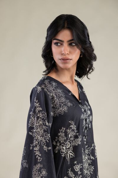 Embroidered | Cambric | Floral V-Neck Kurta | GBP 21.00