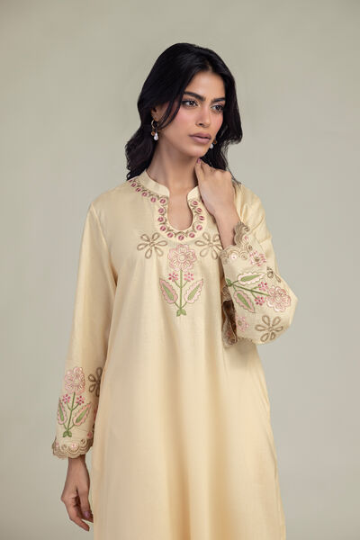 Embroidered | Cambric | Floral Beige Kurta | GBP 40.00