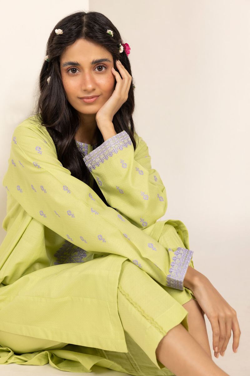  | Kurta | Embroidered | null