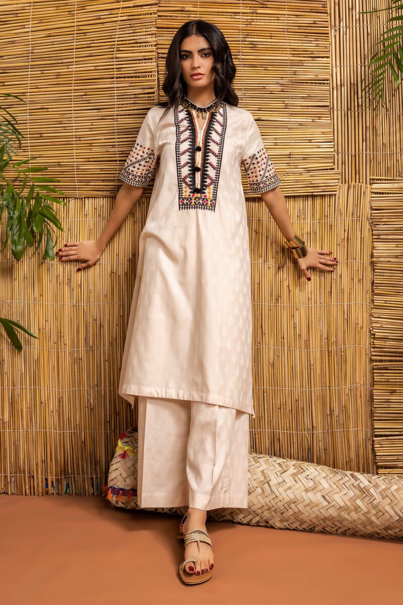  | Kurta | Embroidered | null