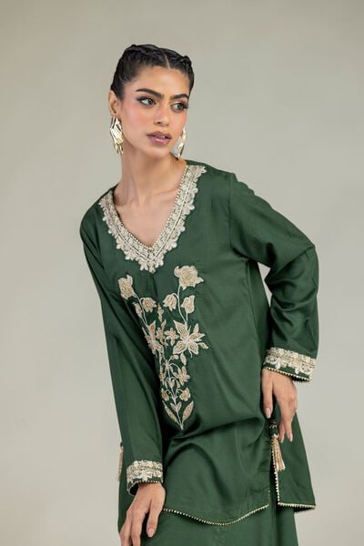 Embroidered | Raw Silk | Floral Green Kurta | GBP 45.00