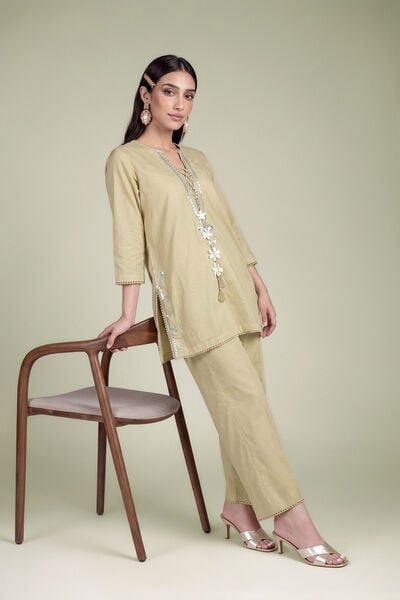 Embroidered | Cambric | Beige Cambric Kurta | GBP 35.00