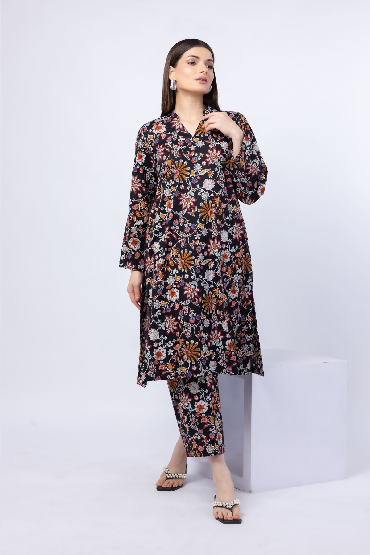 Buy Pants | 3.00 GBP | 25-04EX14-05BA-VG_MULTI | Khaadi United Kingdom