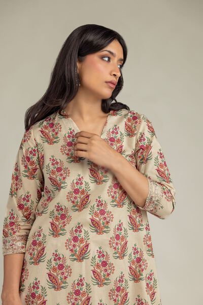 Embroidered | Cambric | Beige Cambric Kurta | GBP 17.50