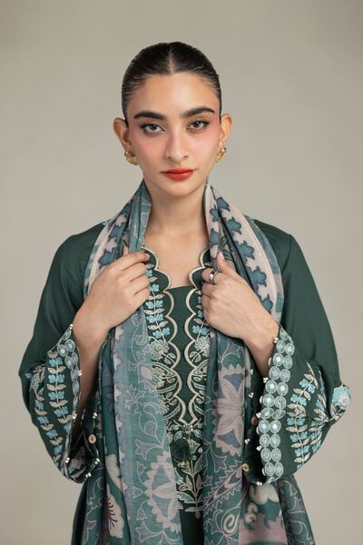 Embroidered | Mesuri | Green Floral Dupatta | GBP 20.00