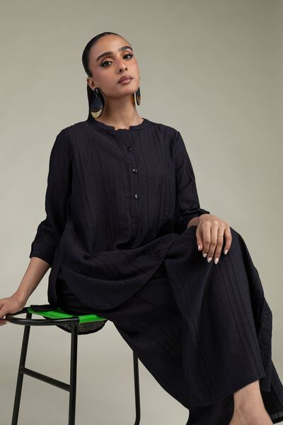 Dyed | Blended Crinkle | Black Crinkle Tunic | GBP 35.00