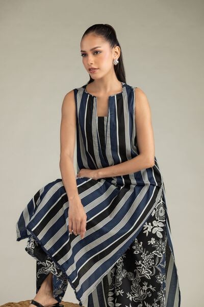Printed | Cambric | Sleeveless Longline Kurta | GBP 30.00
