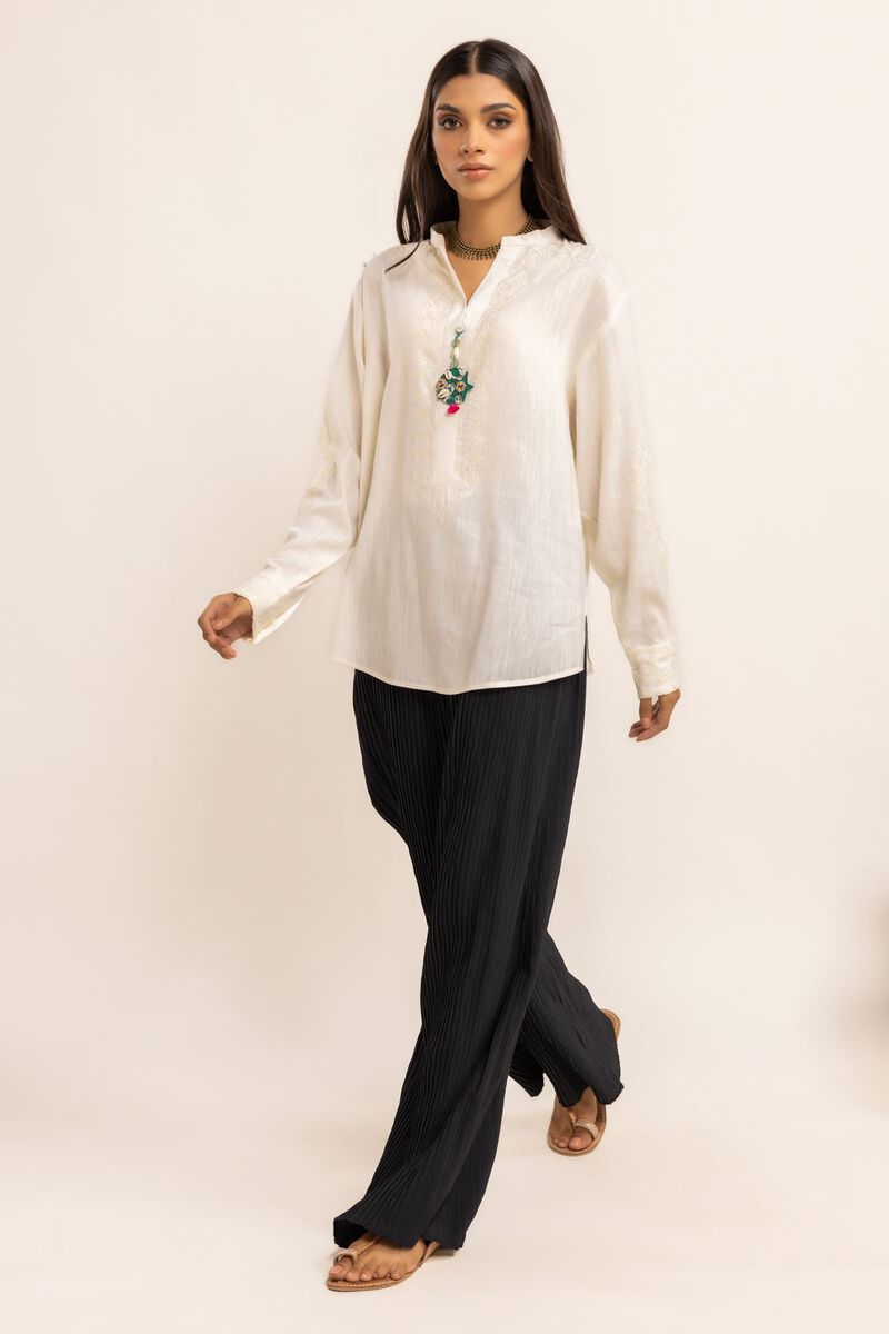  | Blouse | Embroidered | null