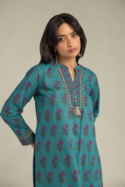 Embroidered | Cambric | Floral Cambric Kurta | GBP 35.00