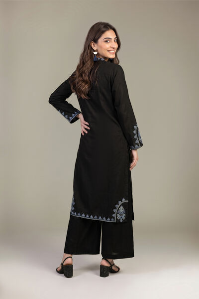 Embroidered | Heavy Textured Cotton | Pants | GBP 25.00