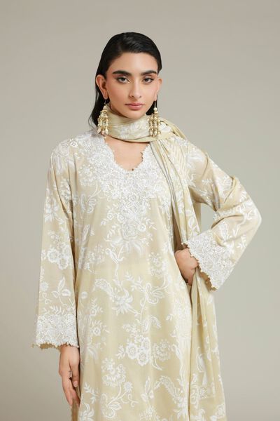 Embroidered | Lawn | Fabrics 3 Piece | GBP 40.00