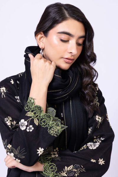 Dyed | Acrylic | Shawl | GBP 12.00