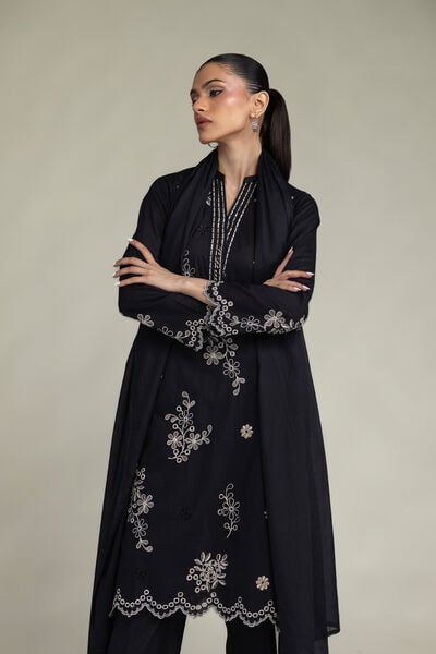 Embroidered | Cambric | Black Longline Kurta | GBP 45.00