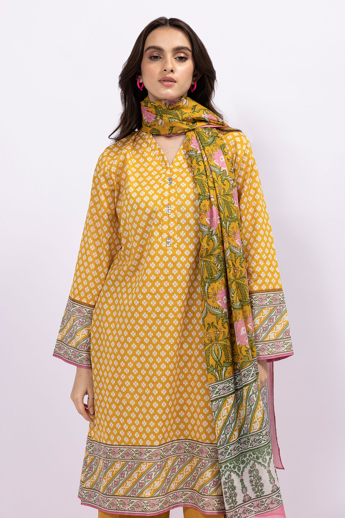 Buy Fabrics 3 Piece Suit 7.20 GBP 1001767559 Khaadi United